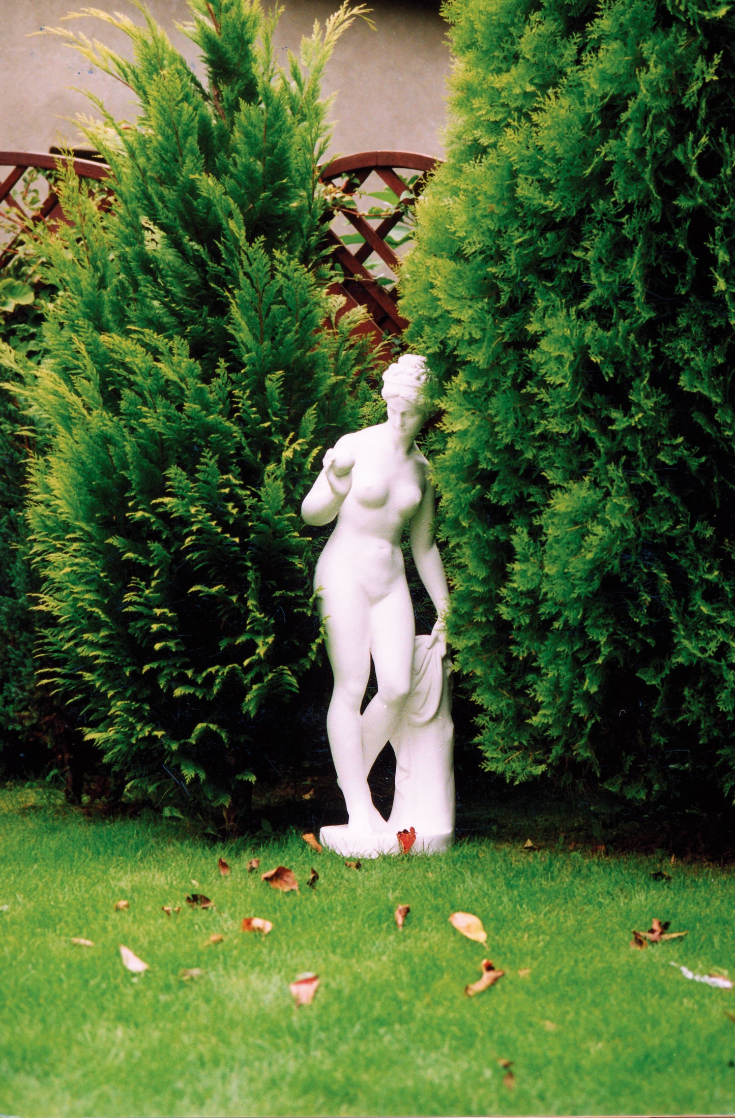 Goddess of Grace Statue: A Timeless Elegance in Greco-Roman Splendour