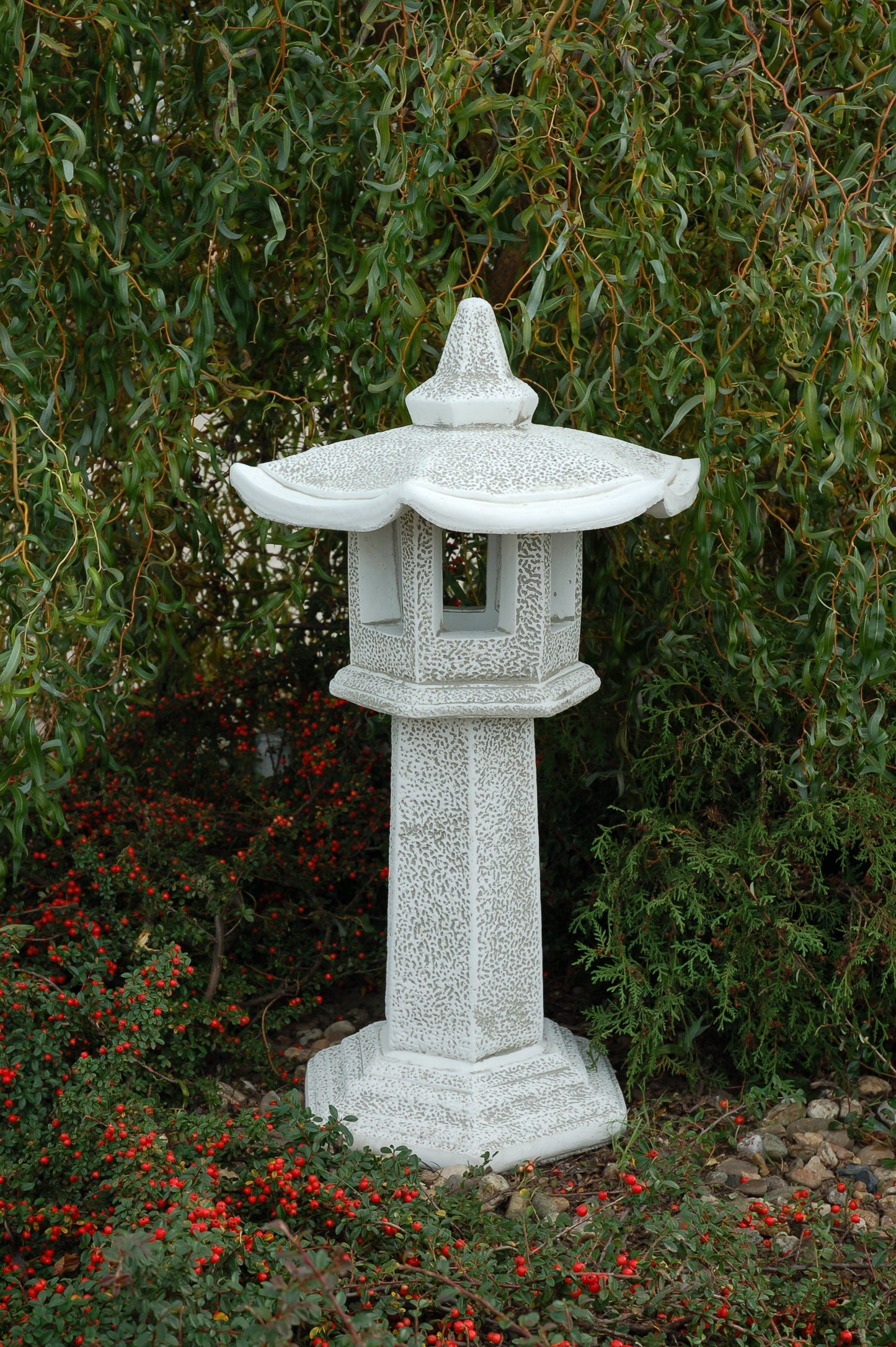 Yūgen Concrete Pagoda - Large Japanese/Oriental Style, 94cm Height
