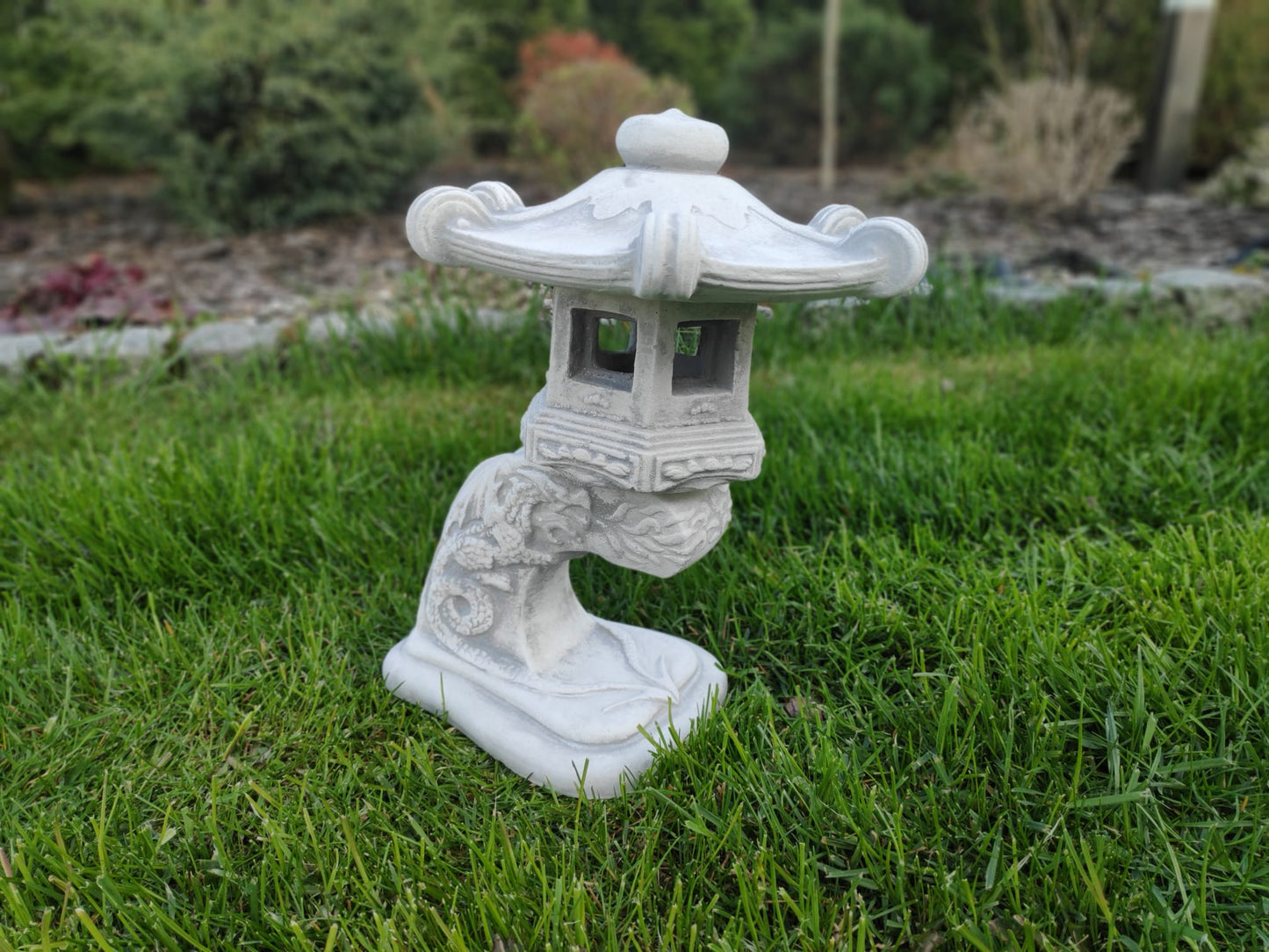 Stone Japanese Pagoda lantern "Reading" small statue garden ornament 32cm height