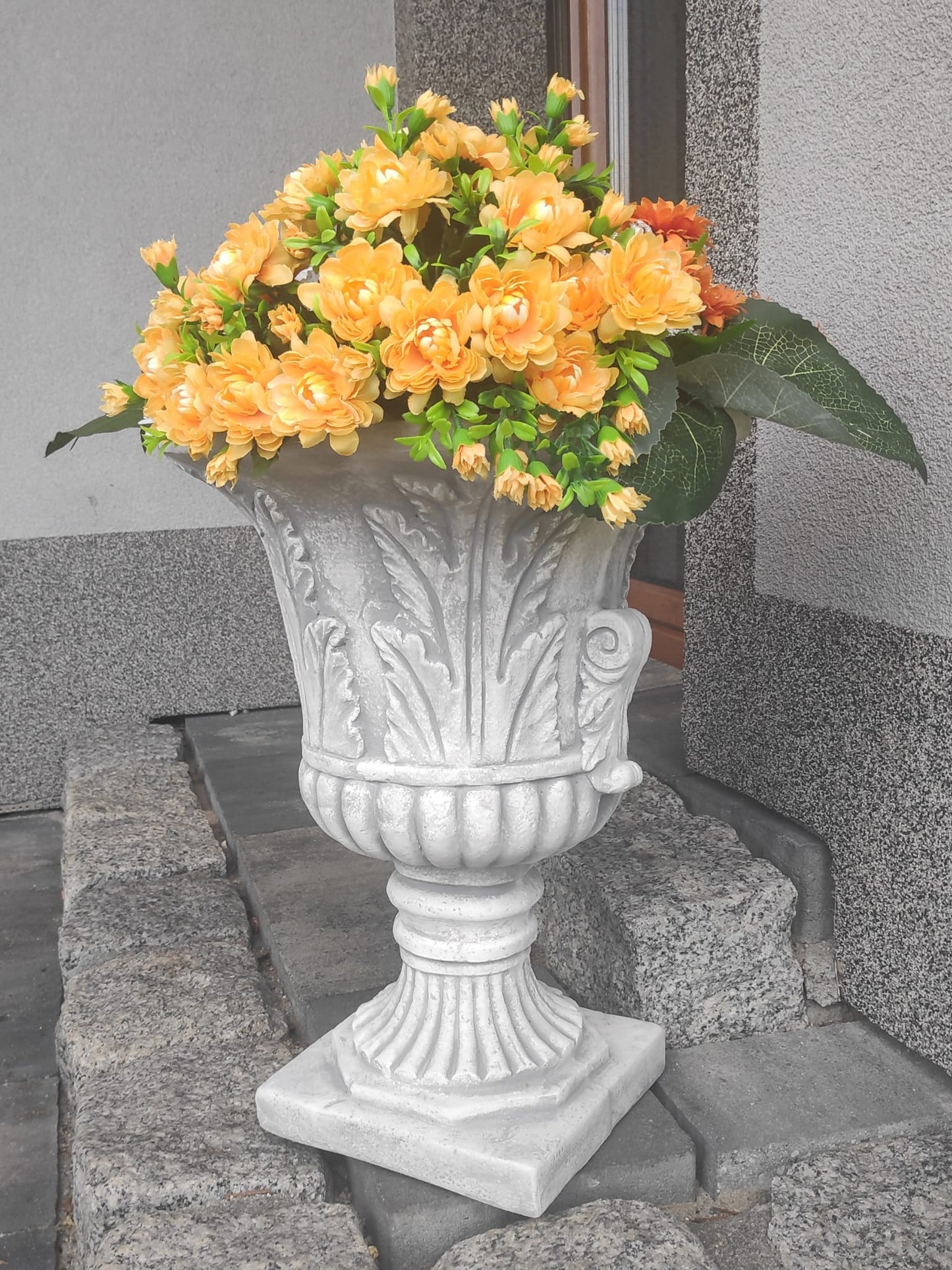 Ornate Elegance Concrete Planter Urn - 46cm Tall Garden Accent