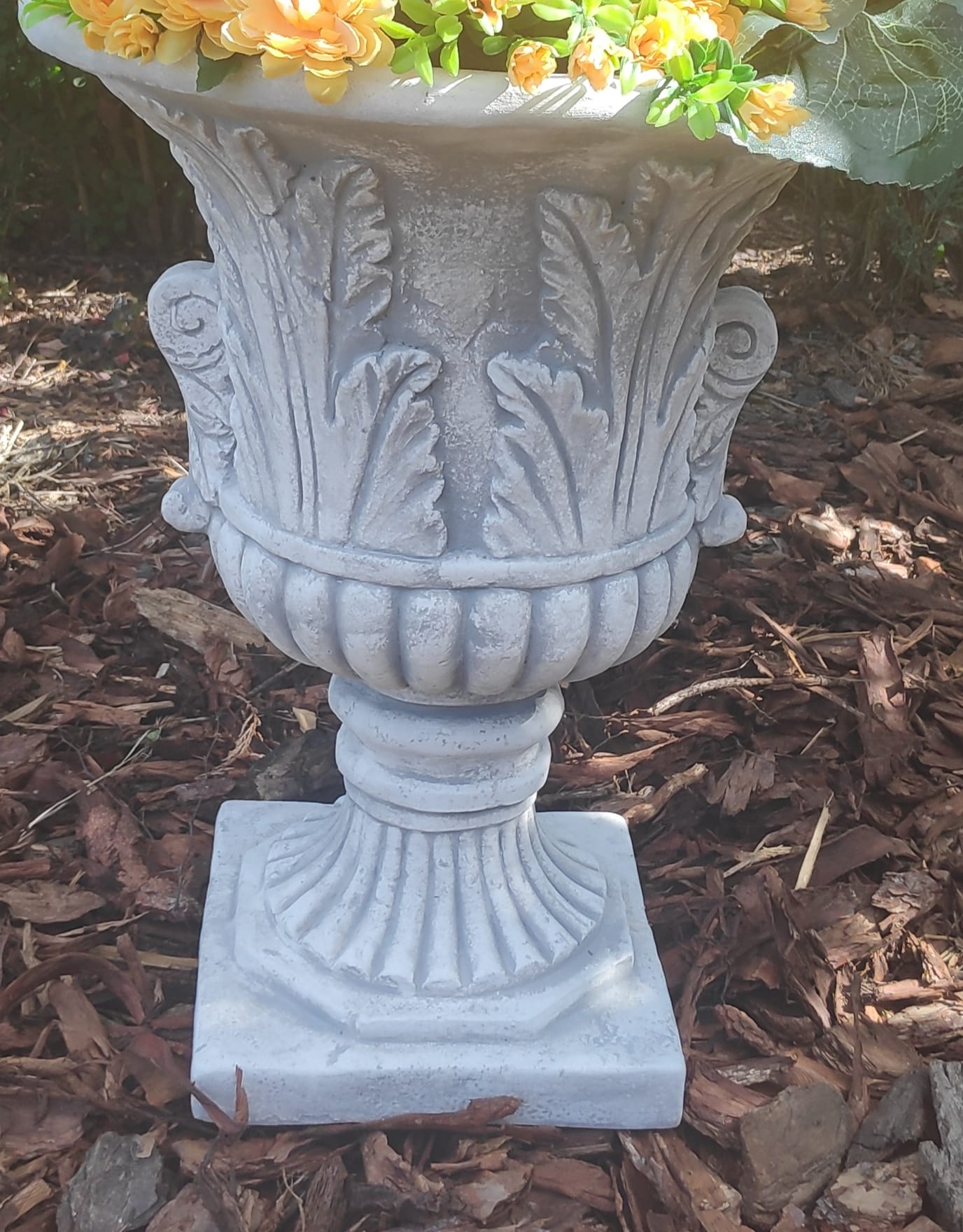 Ornate Elegance Concrete Planter Urn - 46cm Tall Garden Accent