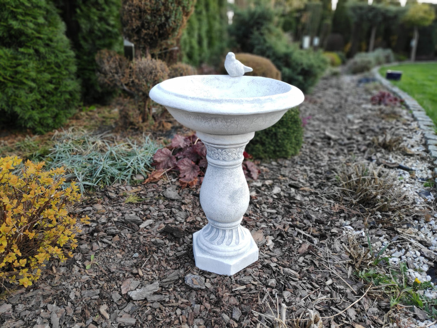 Antique Bird bath on a decorative column 51x20x38cm