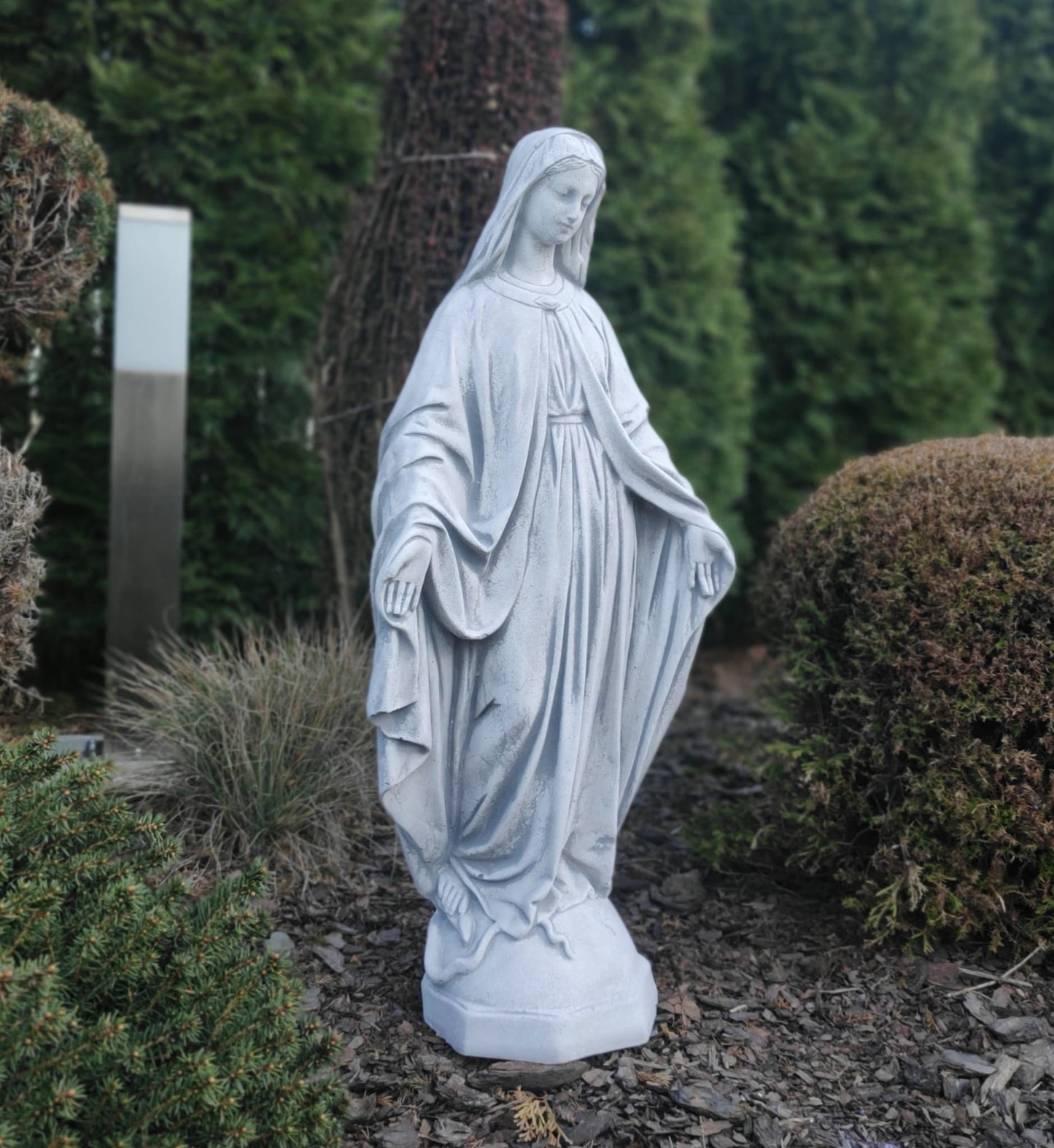Figure of Virgin Mary, outdoor or indoor sculpture made of reconstituted stone, religious statue