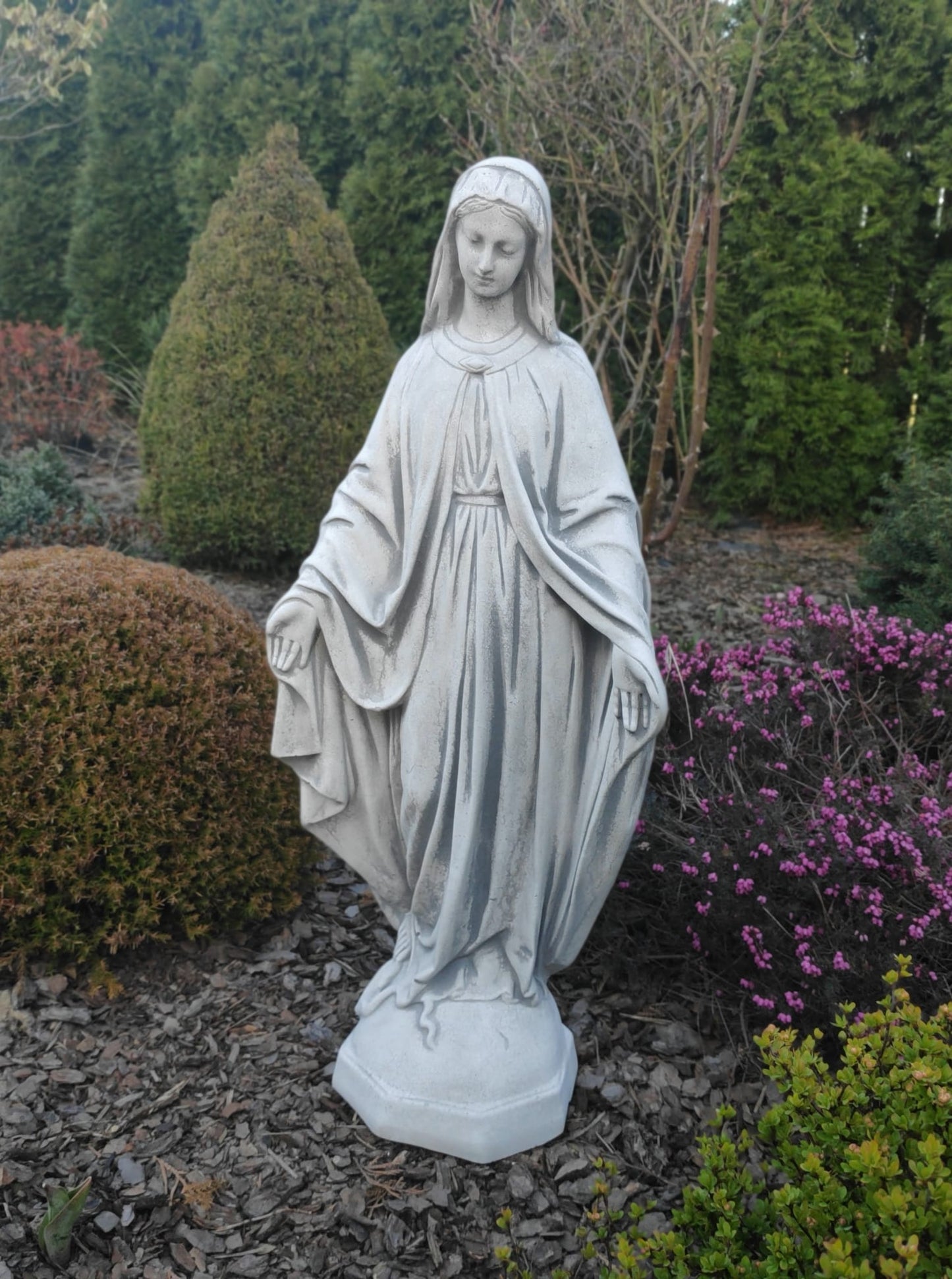 Figure of Virgin Mary, outdoor or indoor sculpture made of reconstituted stone, religious statue