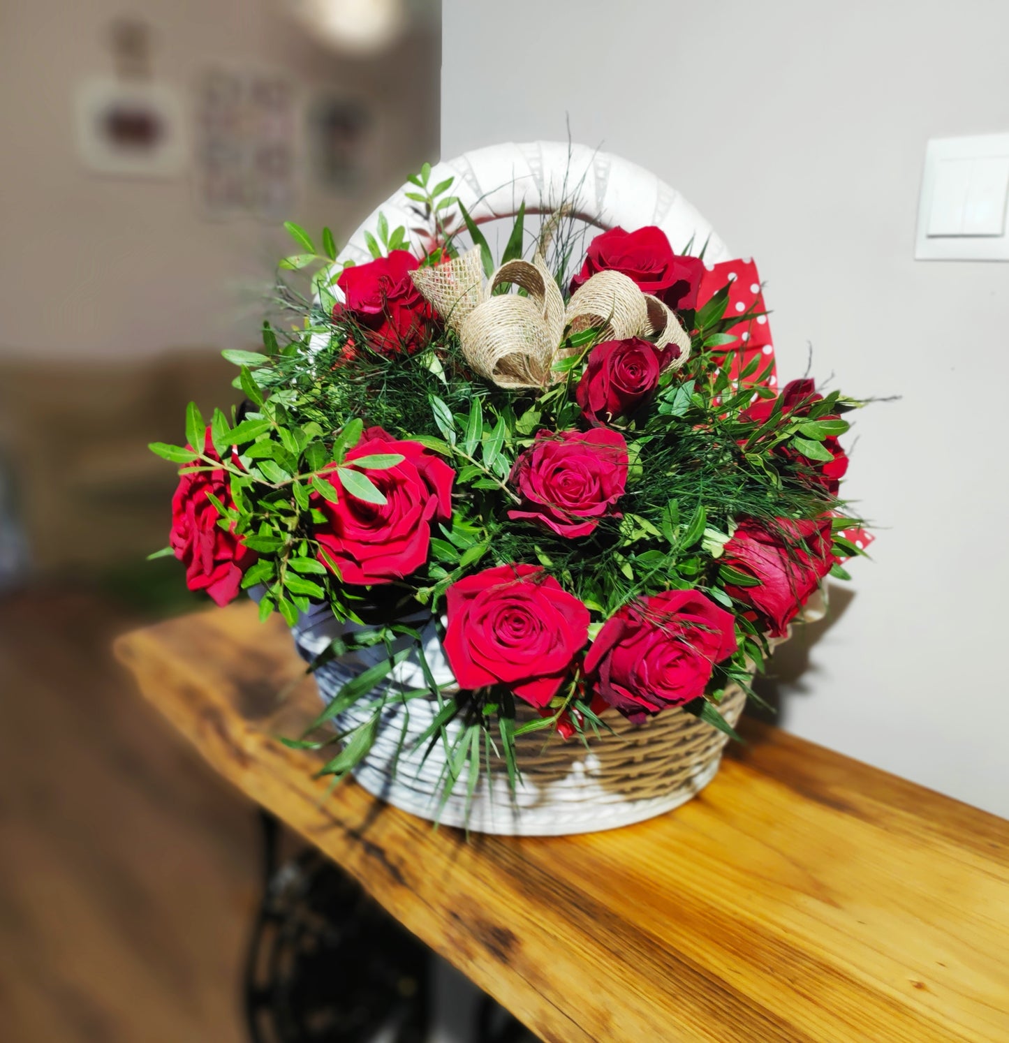 Wicker Elegance Concrete Planter - Versatile Indoor/Outdoor Garden Accent, 46cm Height