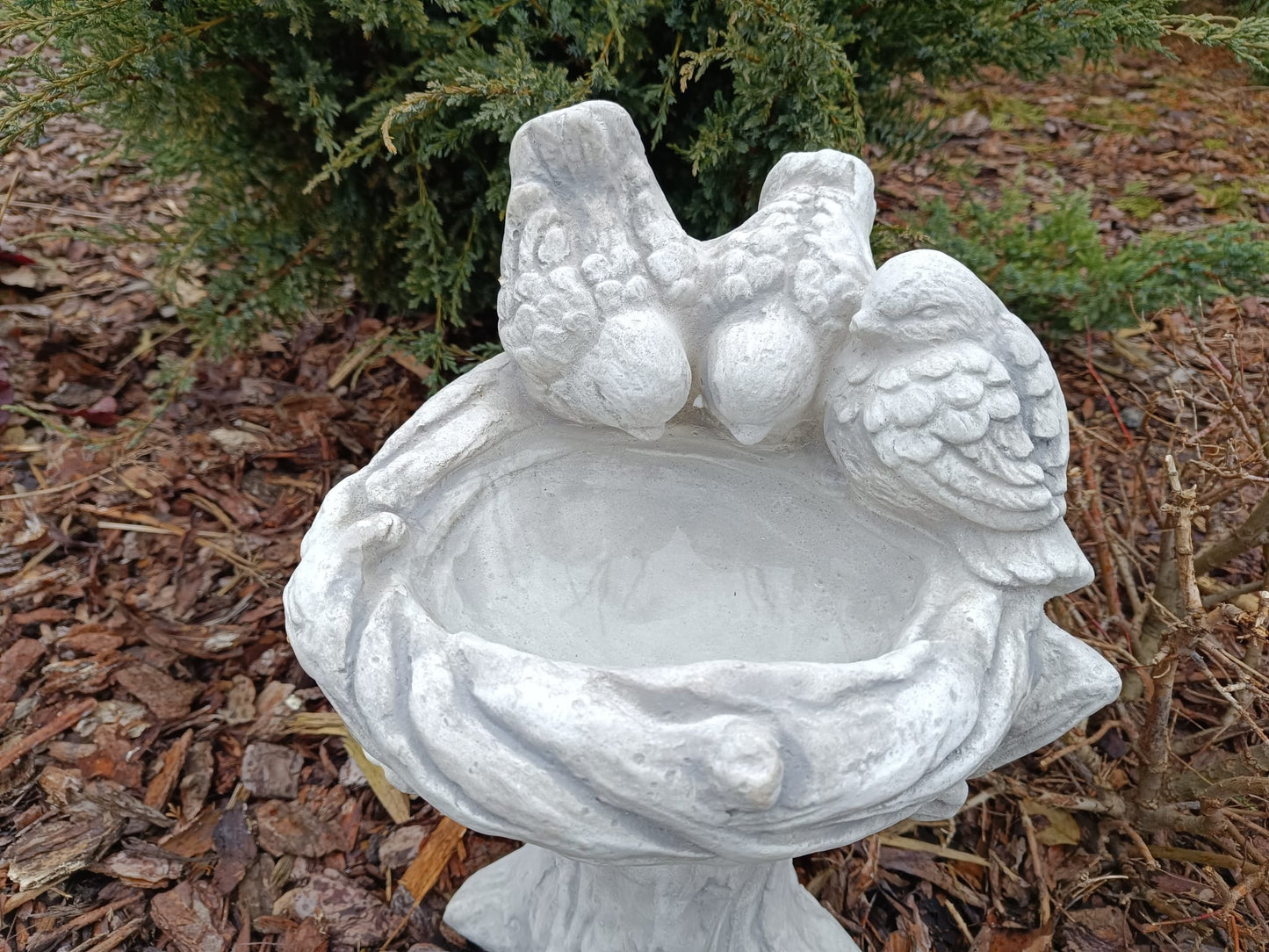 Small Leaf Birdbath