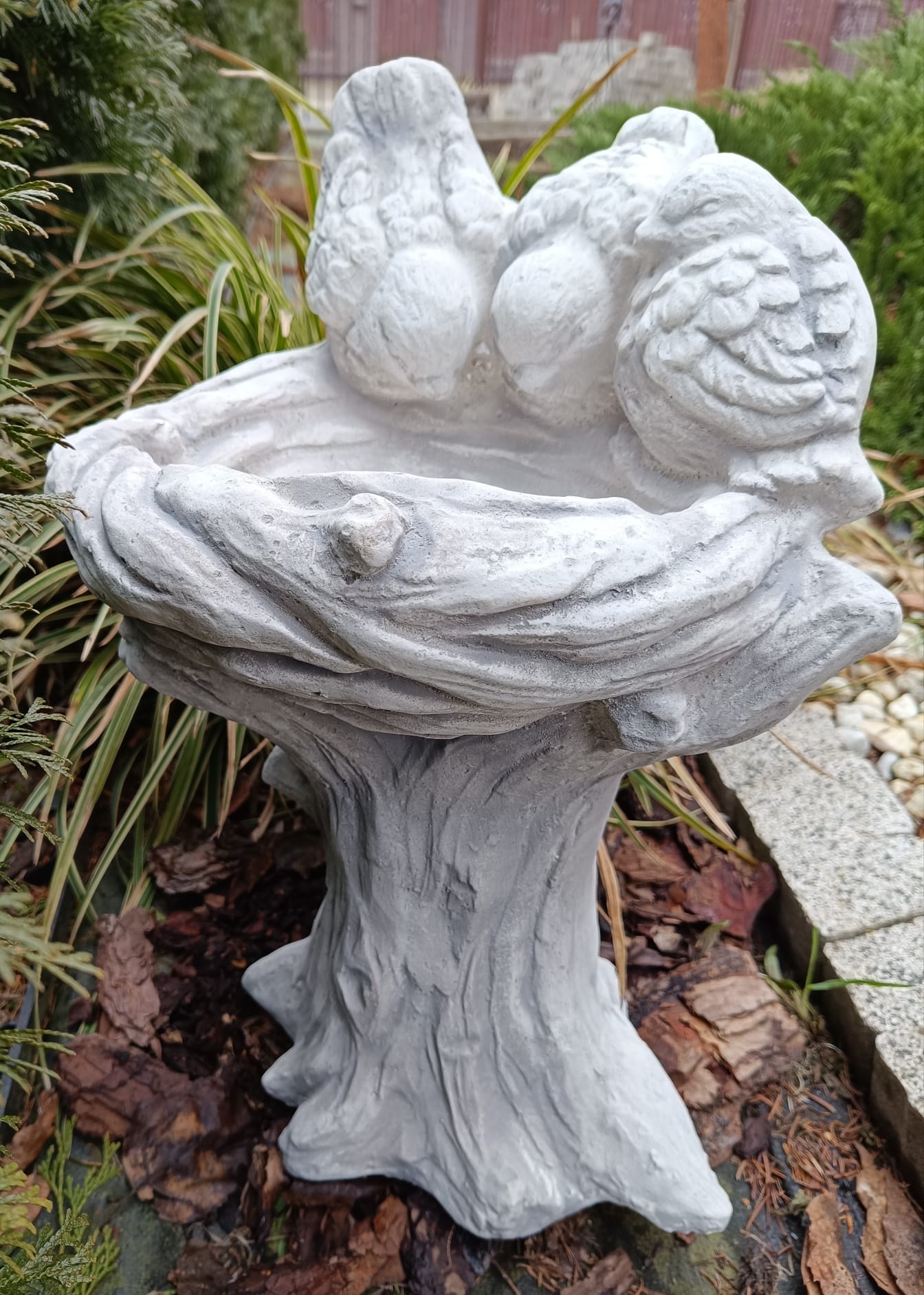 Small Leaf Birdbath