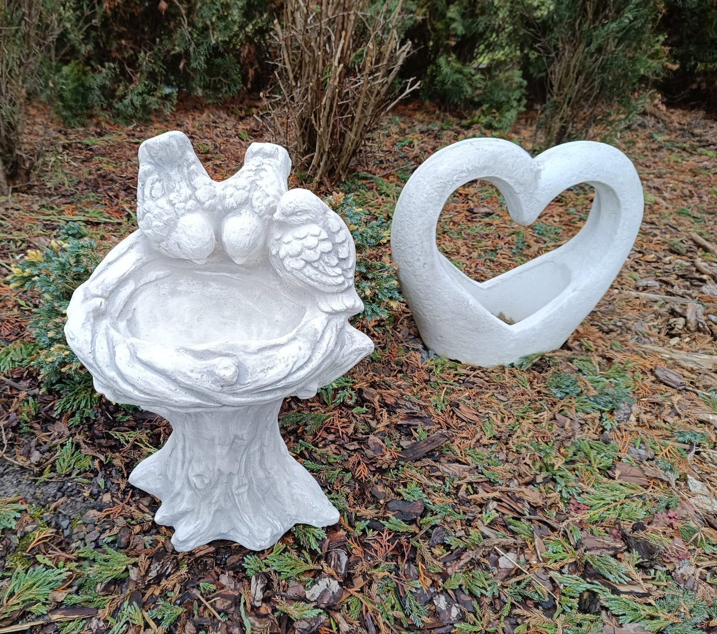 Small Leaf Birdbath