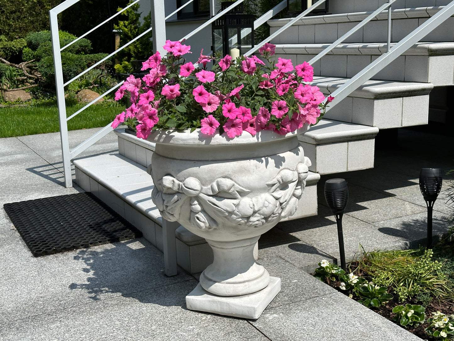 Classic Flower Pot – a timeless blend of sophistication and durability.
