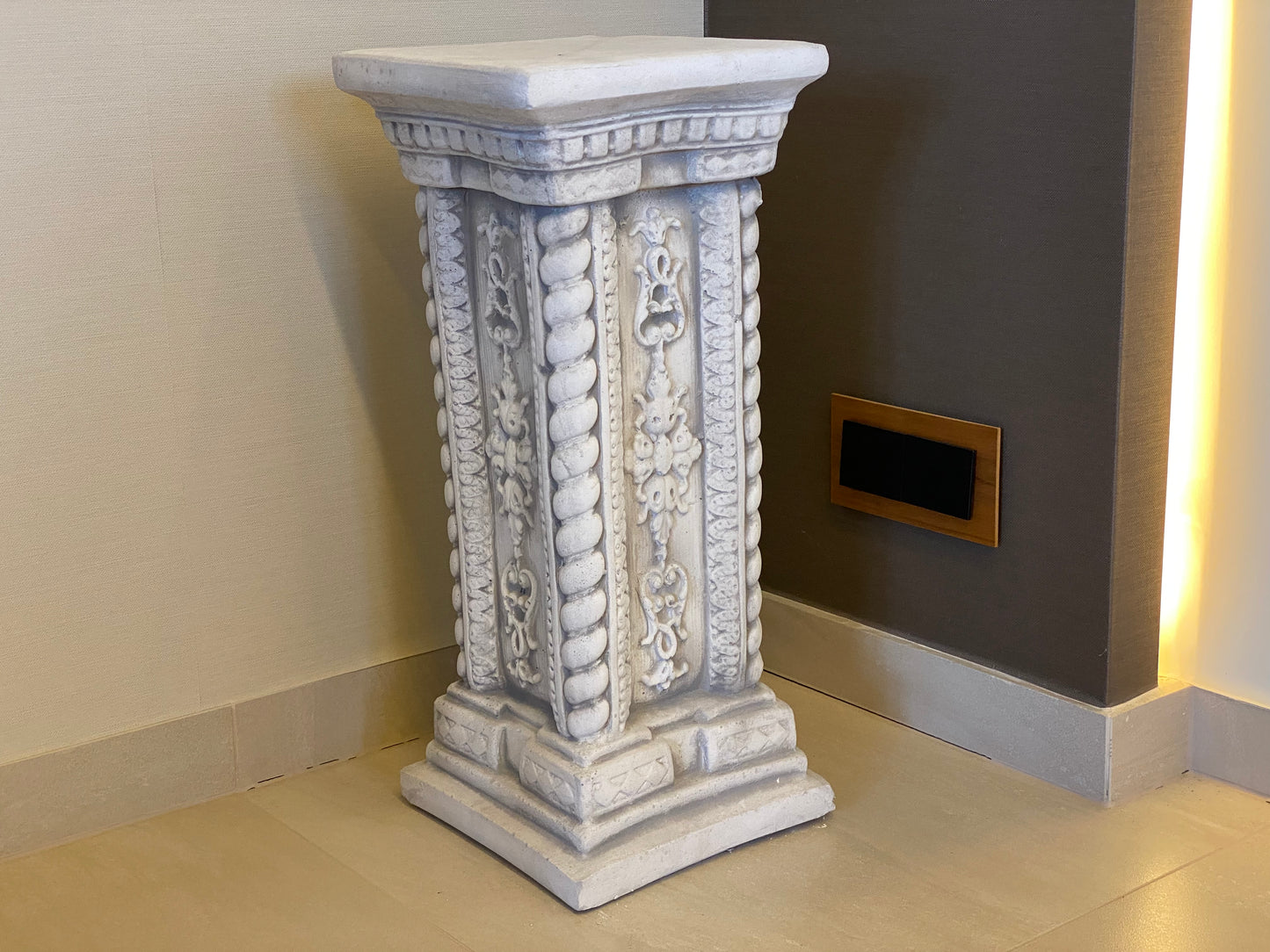 Classical Greek and Roman-Inspired Column