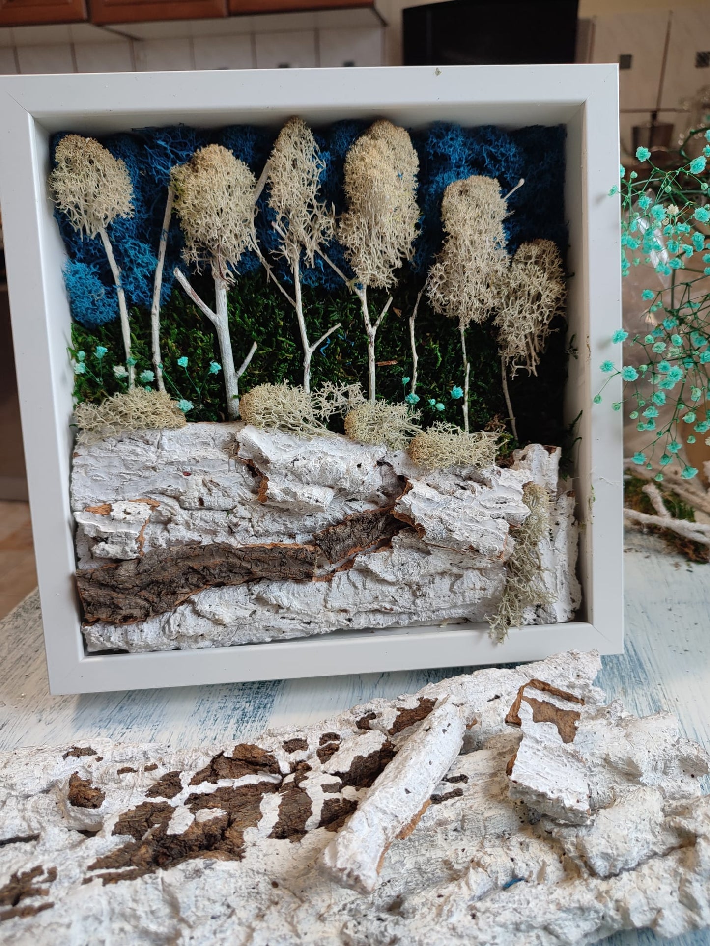 Reindeer moss composition, indoor decoration in white frame - Winter magic in a forest 27x27cm