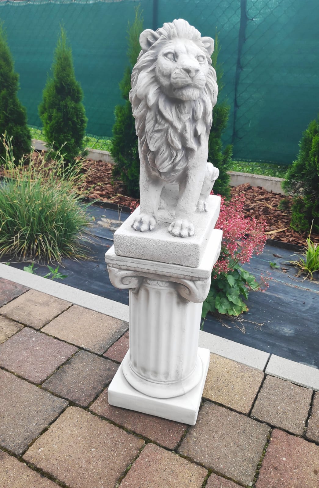 Roman Ionic column, outdoor/indoor decoration, pedestal, made of cast stone