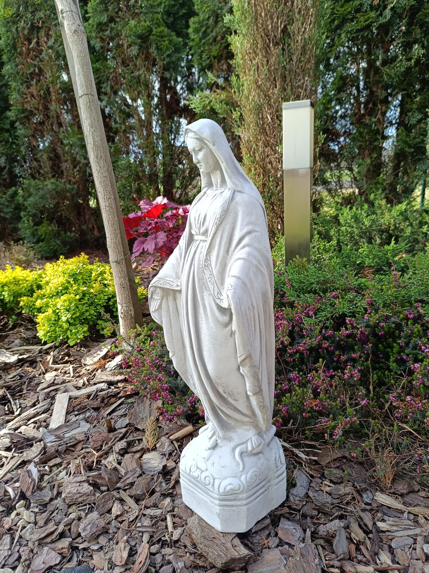 Serene Elegance: Standing Virgin Mary Statue