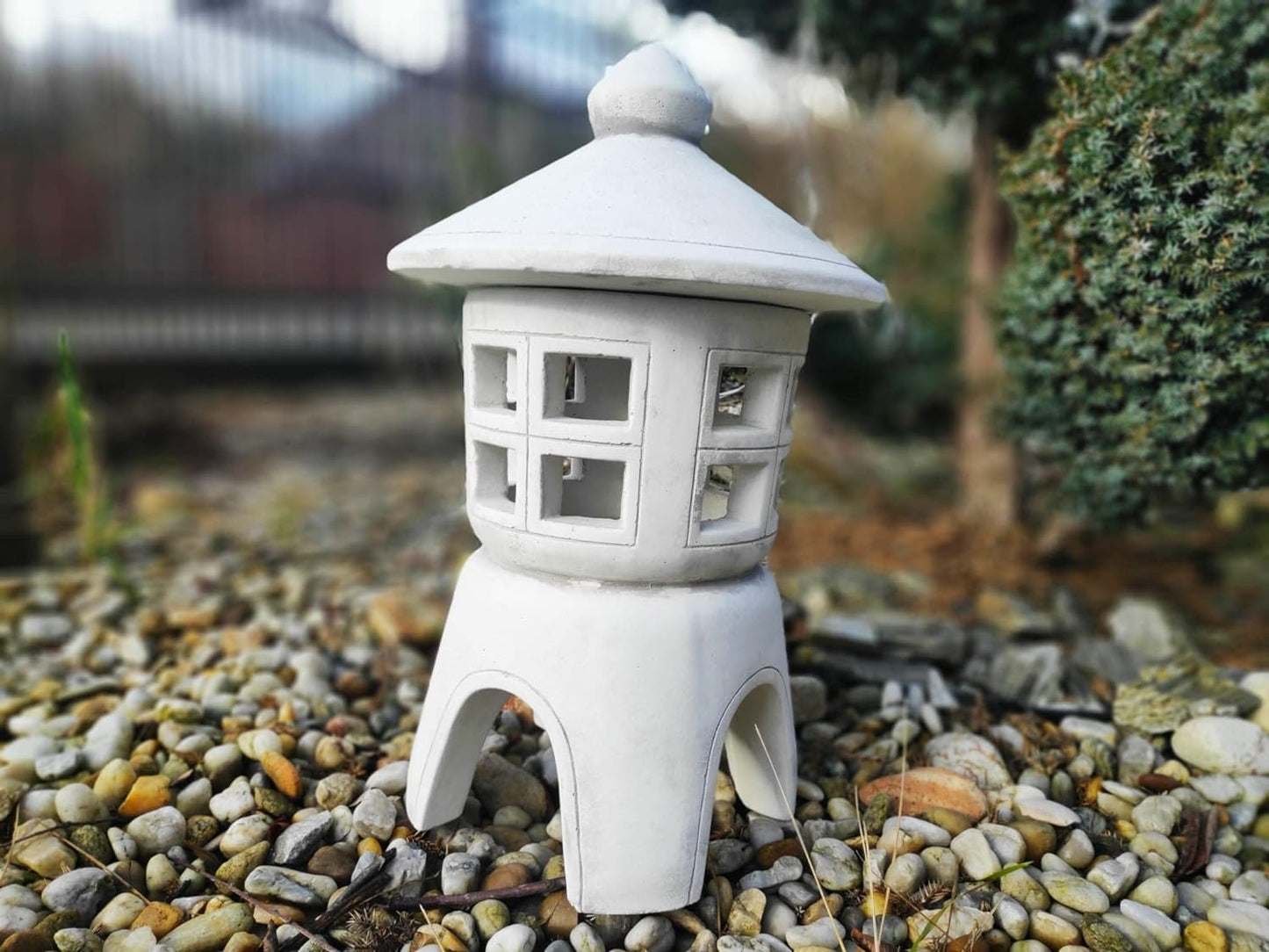 Garden ornament, Pagoda / Lantern - Japanese garden style, stone decoration - Candi Borobudur ꦕꦤ꧀ꦝꦶꦧꦫꦧꦸꦝꦸꦂ
