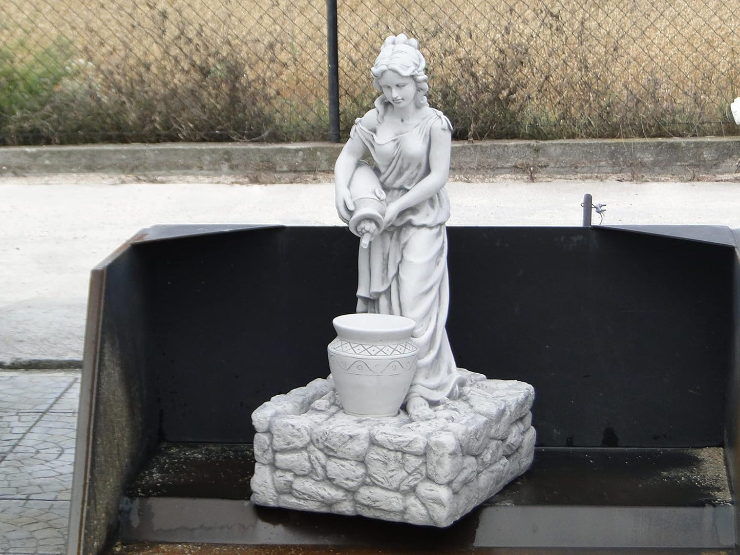 "Water Bearer" fountain 98cm
