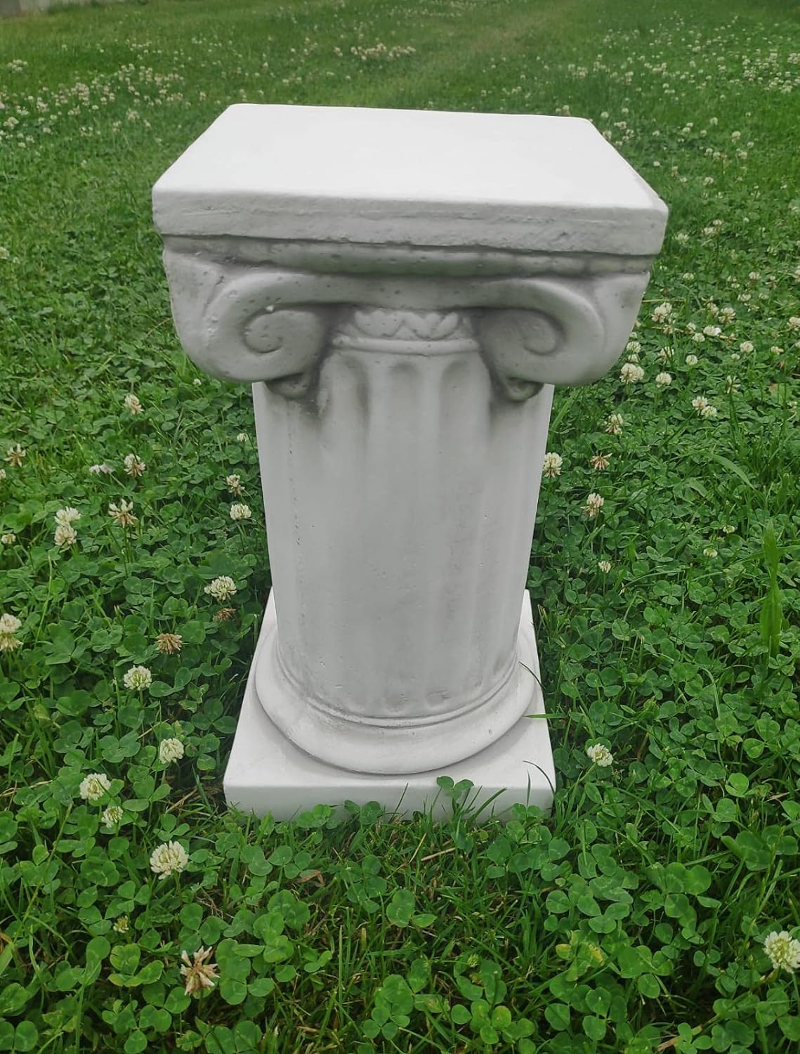 Roman Ionic column, outdoor/indoor decoration, pedestal, made of cast stone