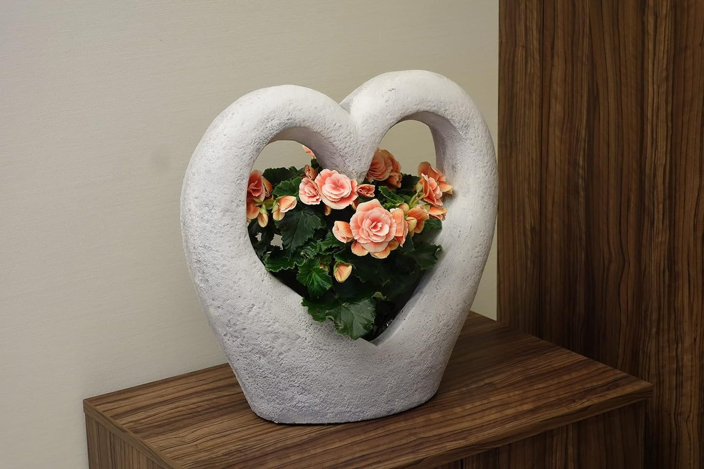 Heartfelt Harmony Concrete Flower Planter - 11 x 43 x 41 cm, 19kg