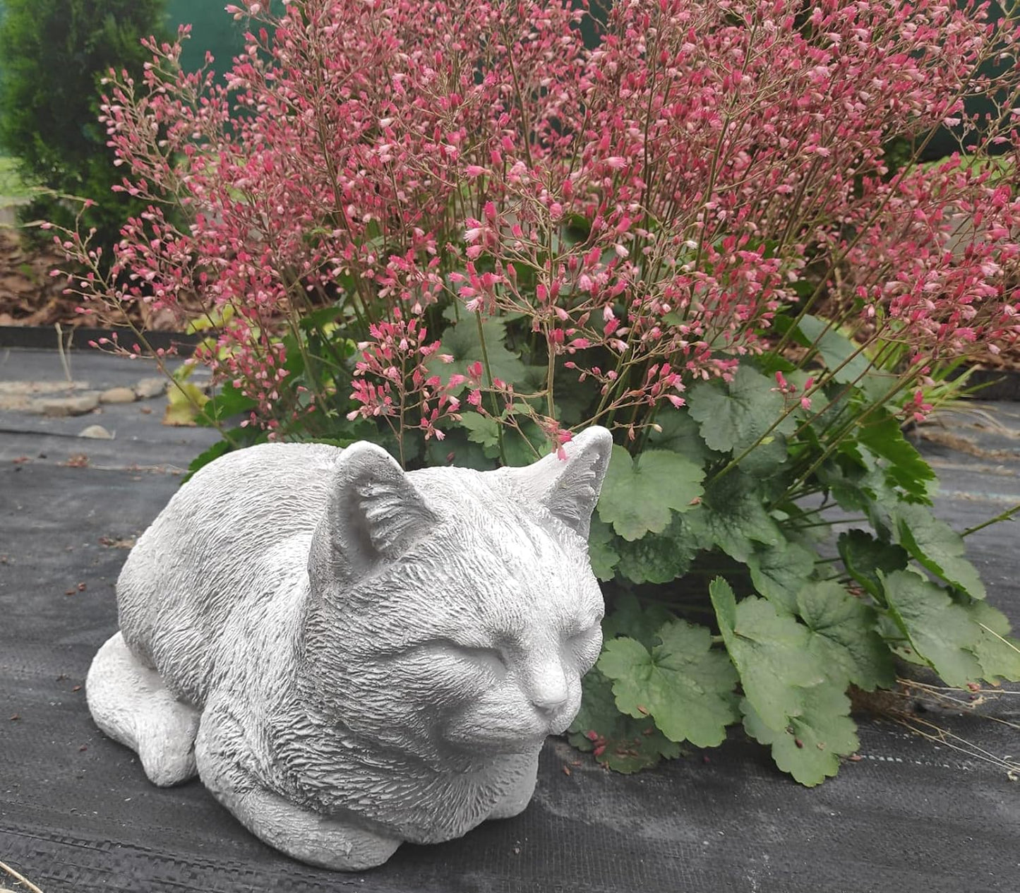 Figure of relaxing cat, outdoor/indoor ornament, made of cast stone