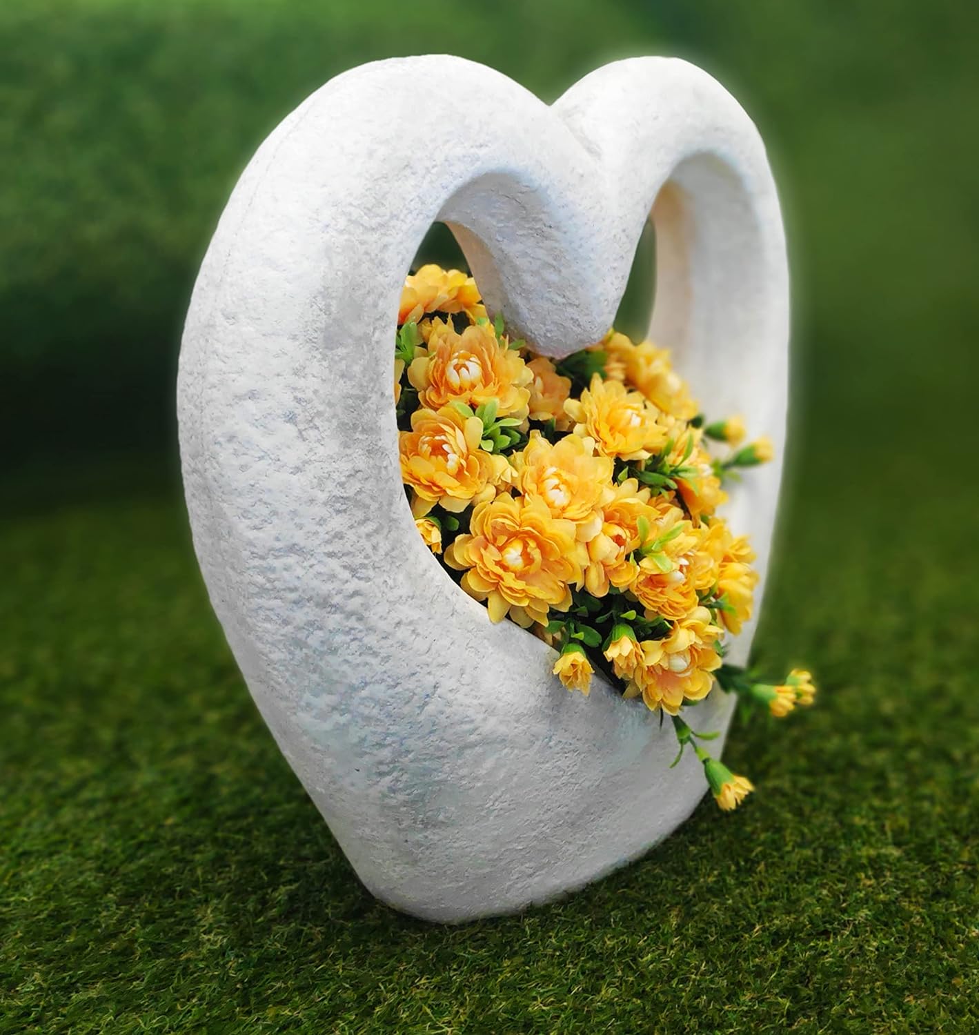 Heartfelt Harmony Concrete Flower Planter - 11 x 43 x 41 cm, 19kg