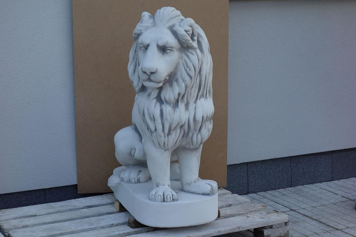 Majestic Sitting Lion Sculpture right - Exquisite Home Décor