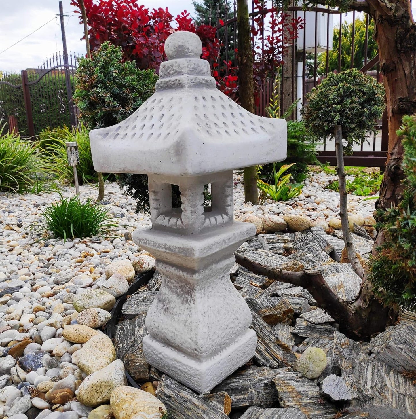 Cast stone garden ornament décor - Japanese Style Pagoda/Lantern "TACHI-GATA-OKI" 40x12x11 cm