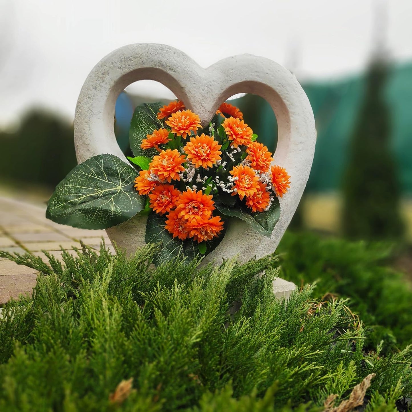 Heartfelt Harmony Concrete Flower Planter - 11 x 43 x 41 cm, 19kg