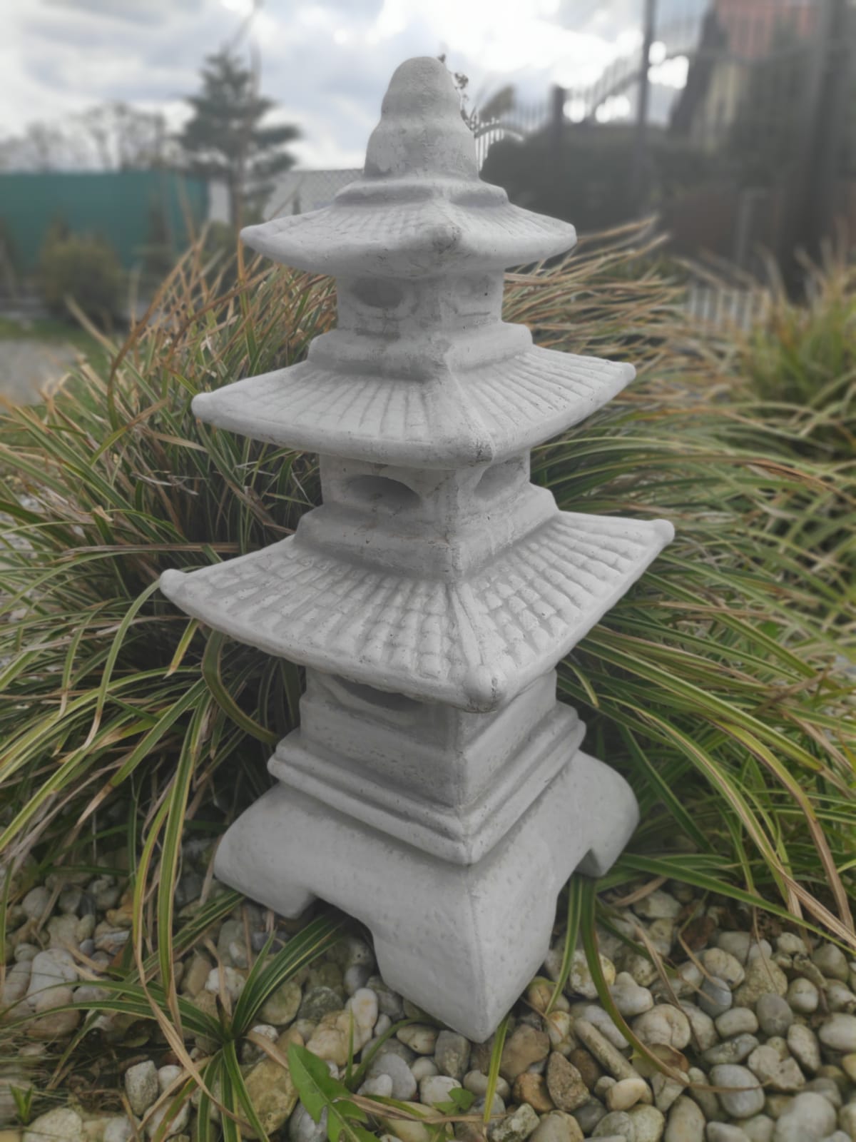 Statue d'ornement de jardin – Lanterne/pagode japonaise en pierre à trois niveaux 