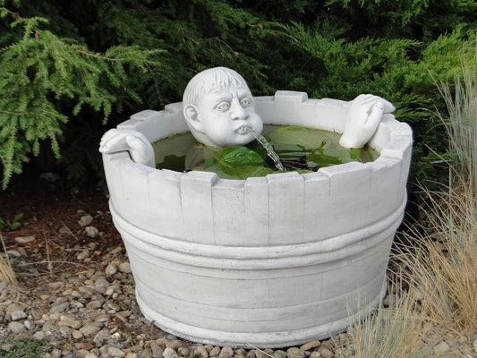"Bathing Man" fountain
