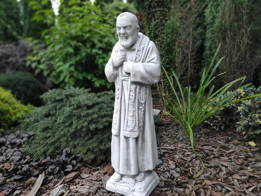 Massive Statue aus Architekturbeton, Außen- oder Innenfigur von Padre Pio 60x22x14cm