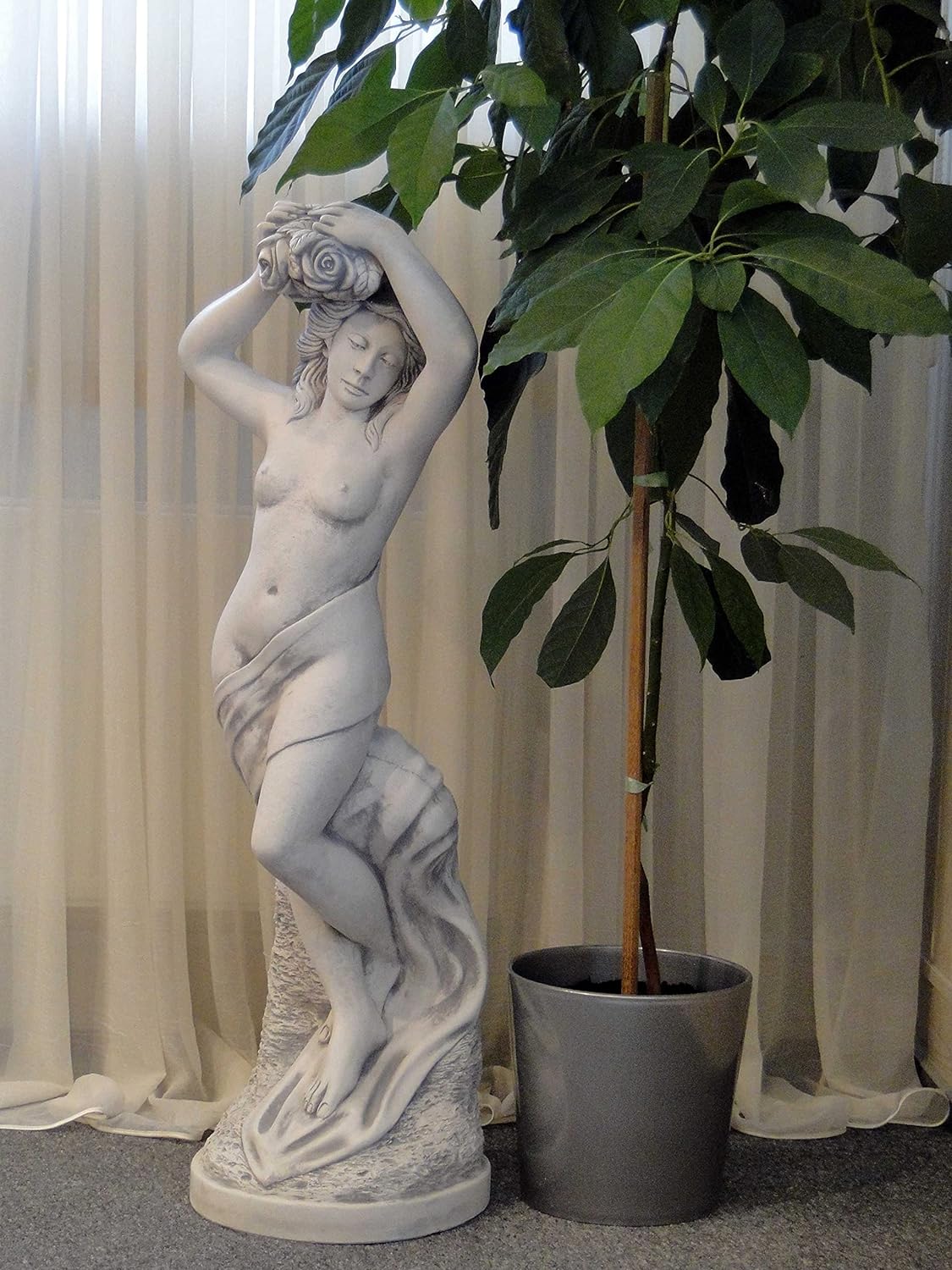 Die Statue „Florale Eleganz“.